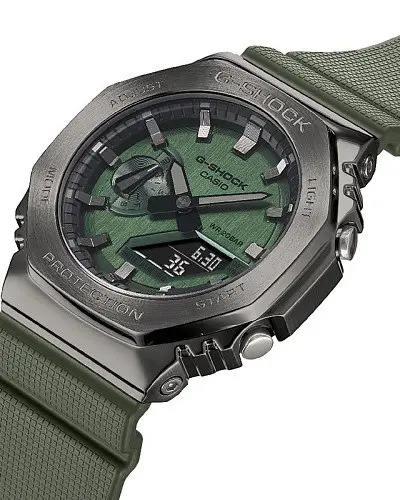 Casio G-Shock GM-2100B-3AER (GM-2100B-3ADR)